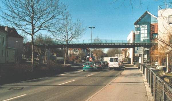 Fu&szlig;g&auml;ngersteg Knoten Lindach
